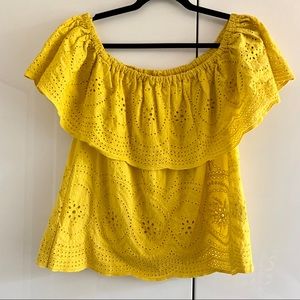 🌻NWOT🌻 Cupcakes and Cashmere Eyelet Blouse